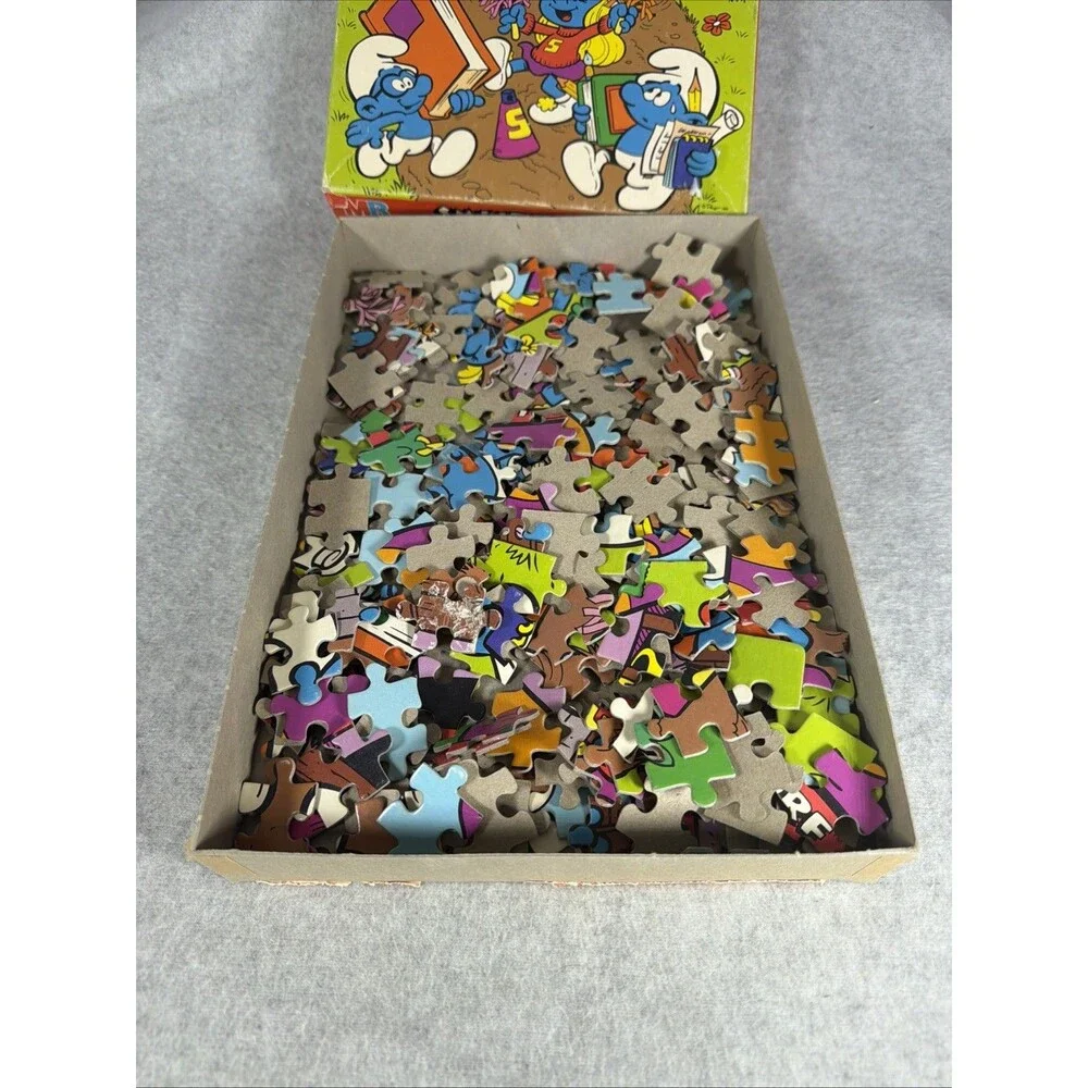 1982 Milton Bradley Smurfs Jigsaw Puzzle - All Pieces included
